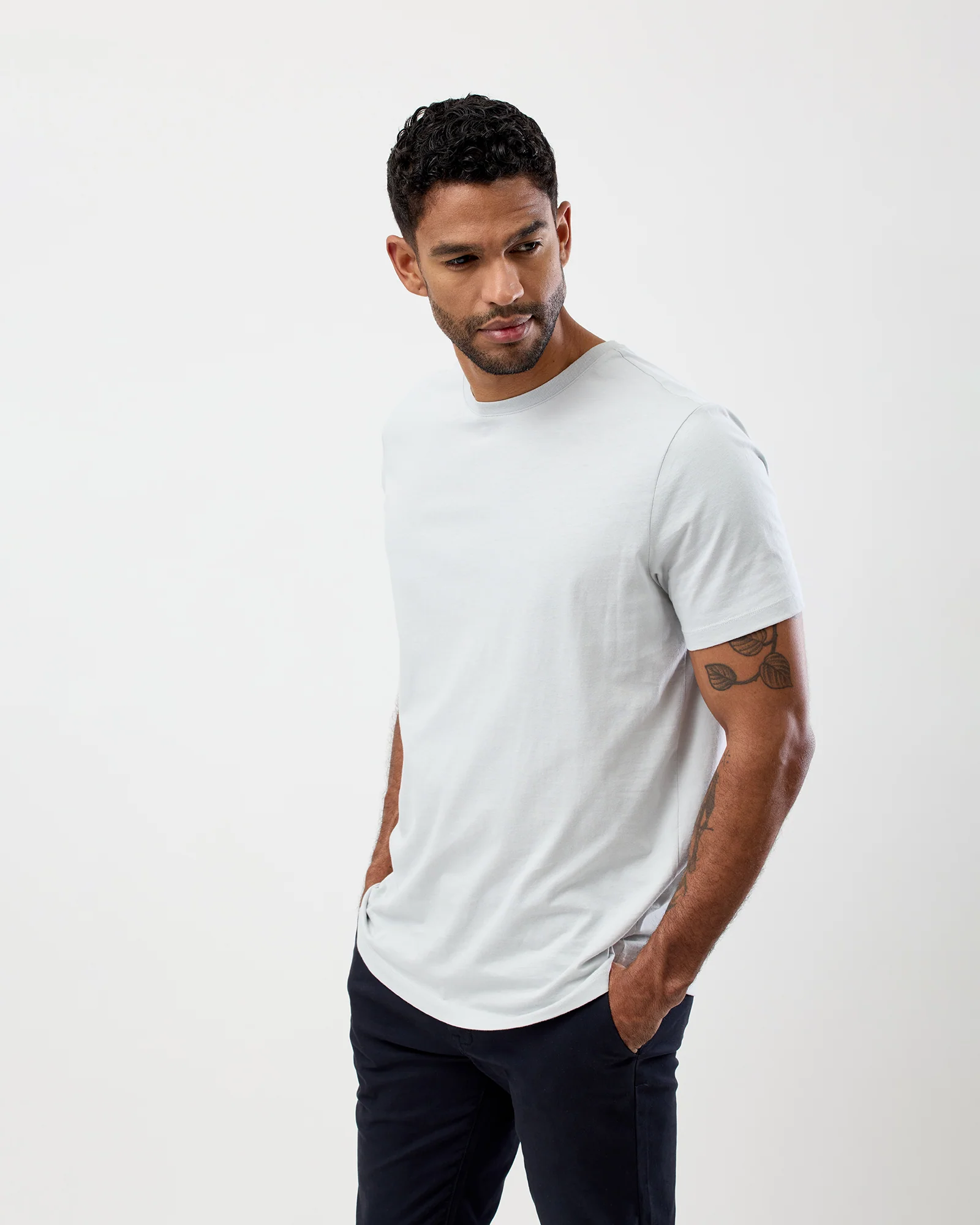 ESSENTIAL CREW TEE - Image 2